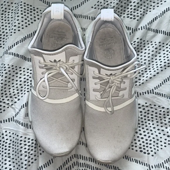 9.5 women’s adidas NMD white - Picture 2 of 6